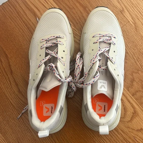 VEJA Dekkan Alveomesh Size 9 NEW - Picture 10 of 16